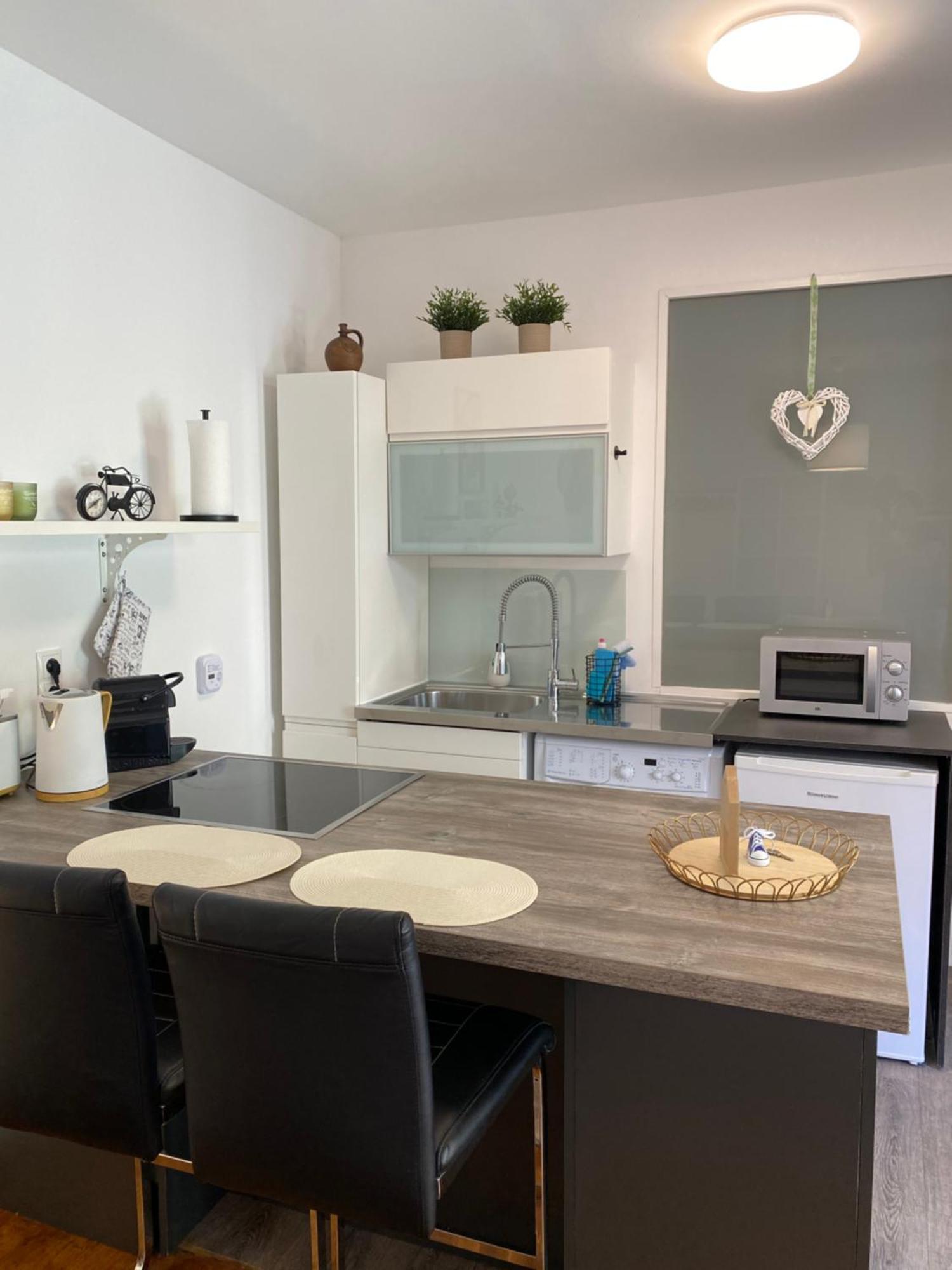 Studio Im Wienerwald - Moedling Modling Exterior foto